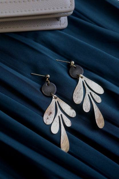 Alyssa Botanical Earrings